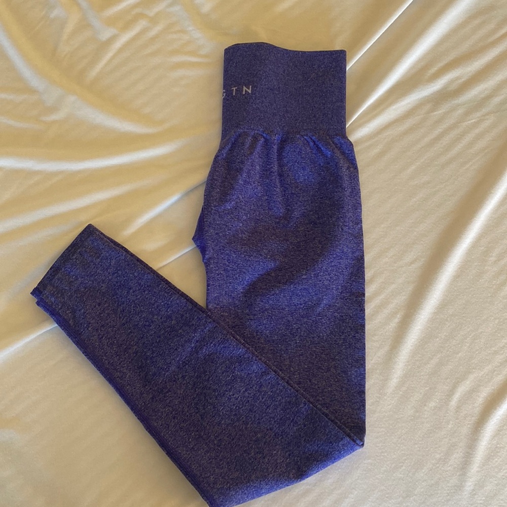 Electric blue NV seamless NVGTN legging